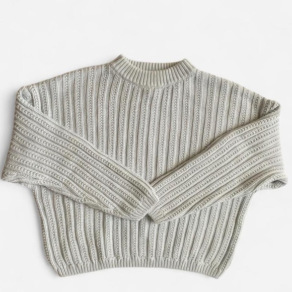 Universal Thread Sweaters - Universal Thread cozy pale blue sweater